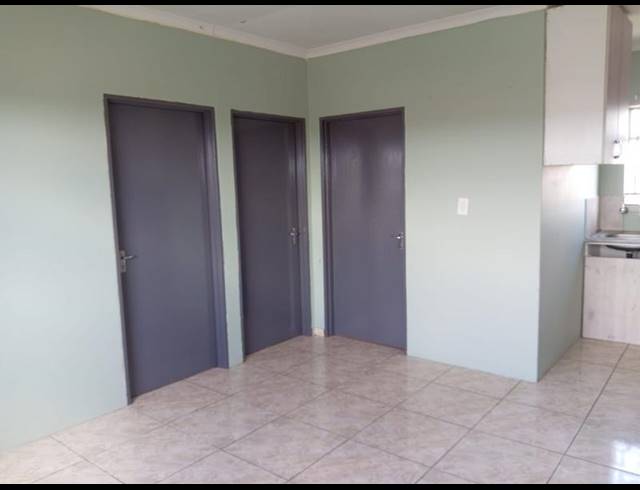 2 BEDROOM APARTMENT FOR SALE IN FLEURHOF